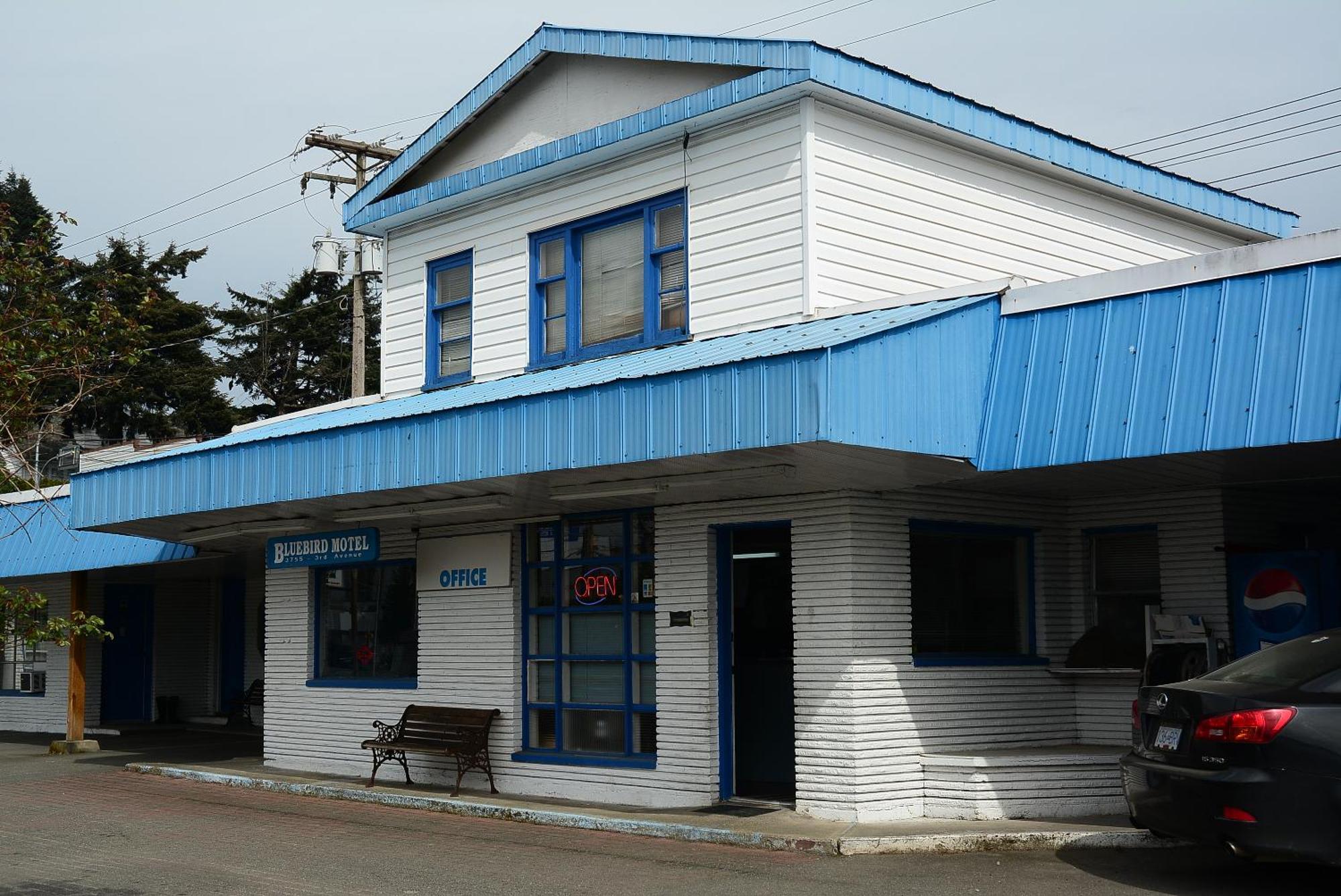 Bluebird Motel Port Alberni Zewnętrze zdjęcie